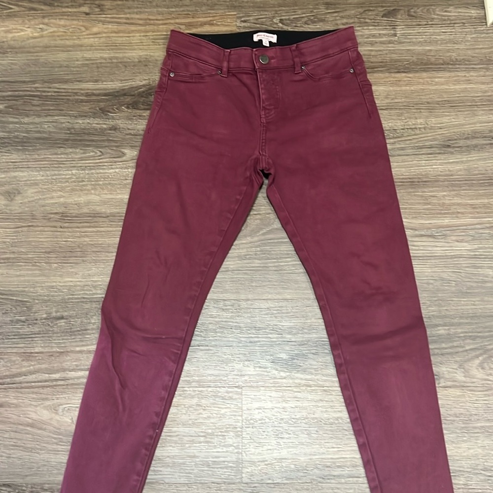 Juicy Couture maroon pants/ 8 / Stretchy